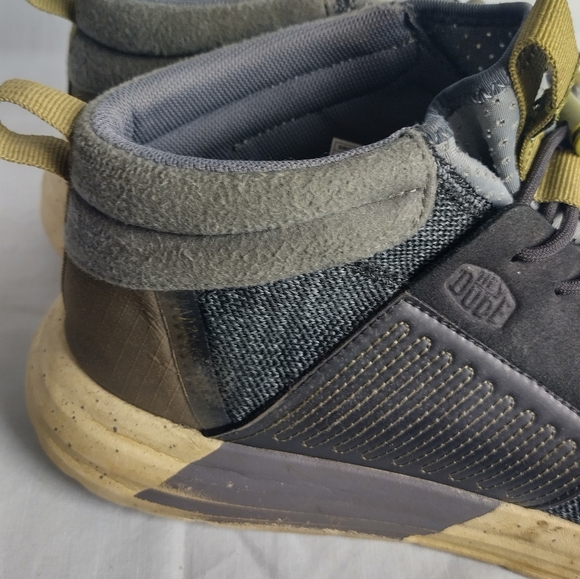 Hey Dude Men's Hightops Trail Blazers Size 12 Ultra Grip - Picture 13 of 16